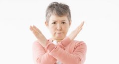 他人の画像を勝手にアップロードするのはもちろんNG