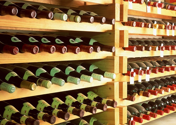 ワインを自分自身で作る「体験型サービス」をキッコーマンが提供。アルコール度数20％以下のお酒を自家製造すると酒税法違反