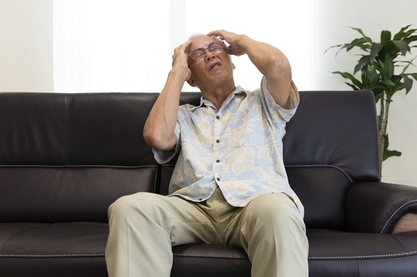 メニエールではない場合、高齢者は脳卒中の疑いもあり